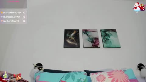 Snapshot of sofia_w10 chatting on December 11, 11:21 pm Sofiii online show from December 11, 11:21 pm