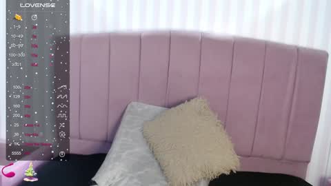 Sofa online show from January 7, 11:05 am