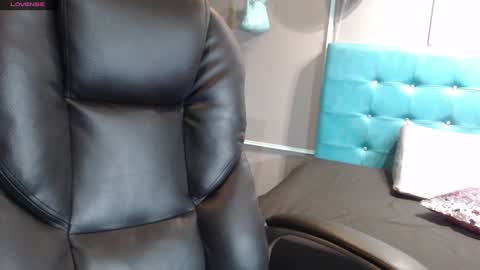 Sofa online show from January 24, 11:15 am