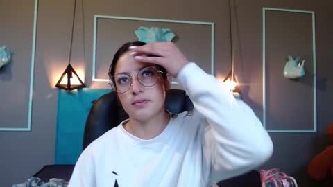 Sofa online show from October 10, 11:20 am