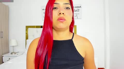 Snapshot of sofiabosch chatting on January 16, 7:38 am Sara online show from January 16, 7:38 am