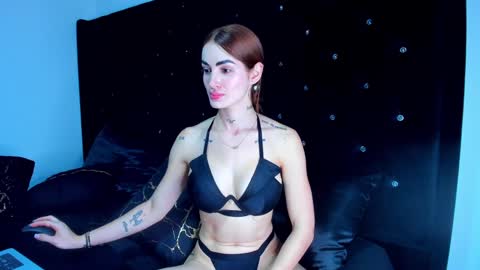 Snapshot of sofiacarter__ chatting on January 26, 11:08 pm SofiaCarter online show from January 26, 11:08 pm