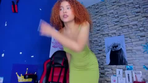 sofiacastillo01 online show from January 11, 5:18 pm
