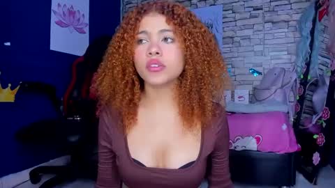 sofiacastillo01 online show from January 18, 12:47 pm