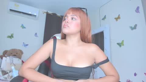 sofiacastillo01 online show from October 23, 9:24 pm