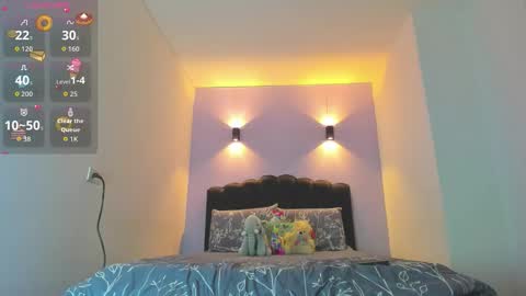 Snapshot of sofiaclaus_19 chatting on September 30, 5:34 am Sofia online show from September 30, 5:34 am