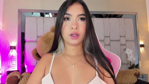 Sofia  online show from February 1, 11:32 am