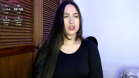sofiaduque_26 online show from November 2, 7:27 pm