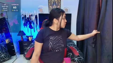 Snapshot of sofiaflores98 chatting on May 19, 7:31 pm Sofia online show from May 19, 7:31 pm