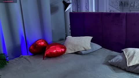 Snapshot of sofiafoster chatting on February 16, 3:05 pm Sofia online show from February 16, 3:05 pm