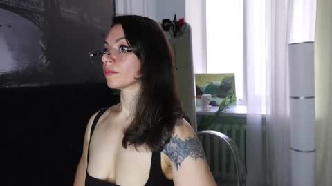 Snapshot of sofiafoster chatting on September 12, 8:14 am Sofia online show from September 12, 8:14 am