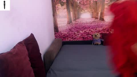 Snapshot of sofialiub chatting on December 14, 12:33 pm sofialiub online show from December 14, 12:33 pm