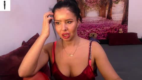 Snapshot of sofialiub chatting on December 17, 6:31 pm sofialiub online show from December 17, 6:31 pm