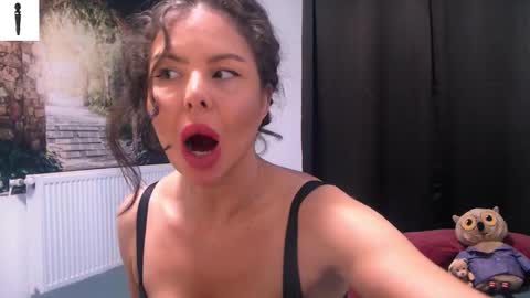 Snapshot of sofialiub chatting on October 3, 7:38 am sofialiub online show from October 3, 7:38 am
