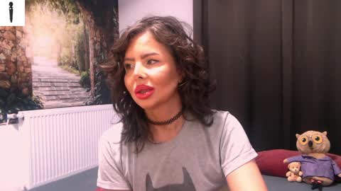 Snapshot of sofialiub chatting on June 3, 3:20 am sofialiub online show from June 3, 3:20 am