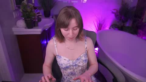 SofiaLuxuryy online show from April 18, 3:16 pm