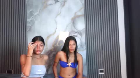 HotLesGirls online show from December 13, 7:53 pm