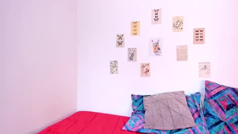 sofiaortizx online show from January 6, 11:07 am