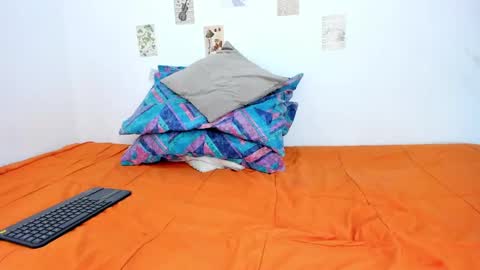 sofiaortizx online show from January 23, 5:35 am