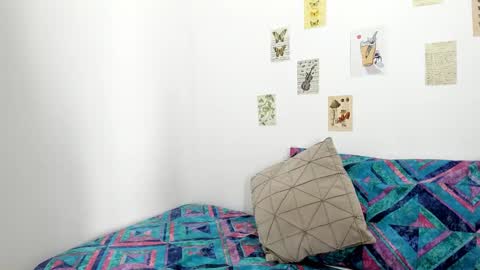 sofiaortizx online show from February 15, 7:06 am