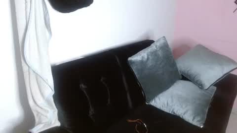 Snapshot of sofiasexygirl69 chatting on June 19, 12:20 pm sofiasexygirl69 online show from June 19, 12:20 pm