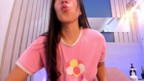 soficandy_ online show from February 2, 1:32 pm