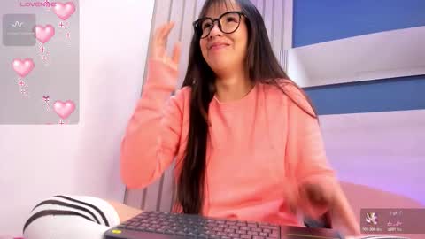 Snapshot of soficandy_ chatting on March 27, 11:54 am soficandy_ online show from March 27, 11:54 am