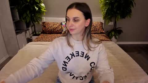 Sofi online show from December 1, 7:41 pm