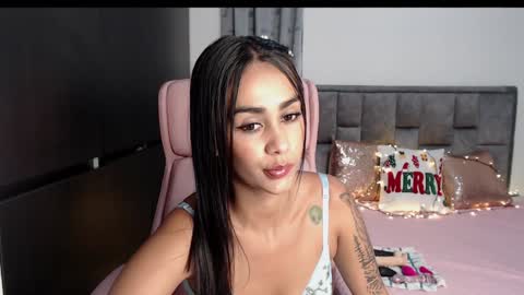 Sofie Rosee online show from December 3, 3:30 am