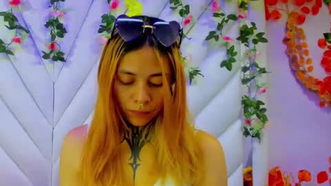 sofii_anal_ online show from September 19, 2:57 am