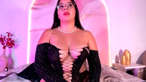 Sofii Lopezz online show from February 3, 12:47 pm