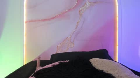 Snapshot of sofii_lopezz chatting on February 17, 11:18 am Sofii Lopezz online show from February 17, 11:18 am