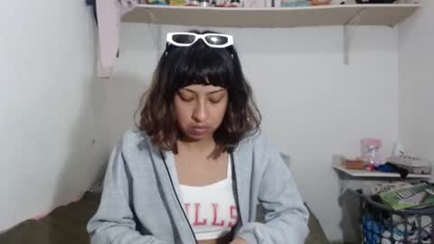 sofiia_cutte_ online show from December 6, 5:11 pm