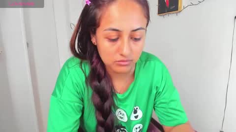 Snapshot of sofiia_rodriguez chatting on February 18, 6:04 pm sofiia rodriguez online show from February 18, 6:04 pm