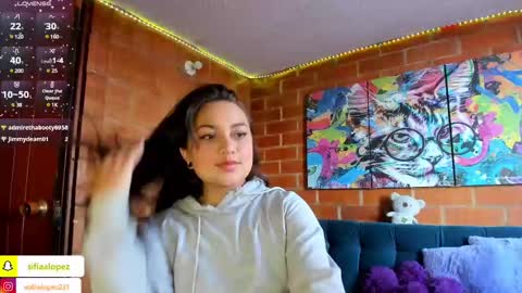 Snapshot of sofiiaa_gomez_ chatting on January 30, 10:19 pm Sofi. G online show from January 30, 10:19 pm