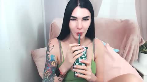 sofiiadream online show from May 12, 7:11 pm