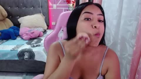 sofia Dreams online show from January 2, 11:06 pm