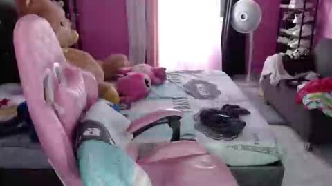 sofia Dreams online show from February 15, 7:43 pm