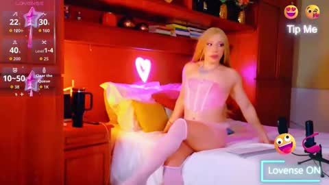 Sofa bonita  online show from September 10, 12:10 am