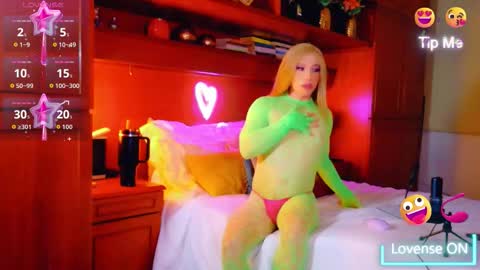 Sofa bonita  online show from September 19, 2:02 am