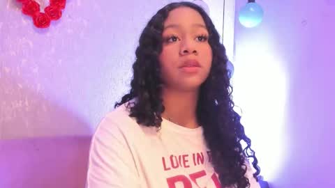 sofiifox online show from February 3, 8:25 pm