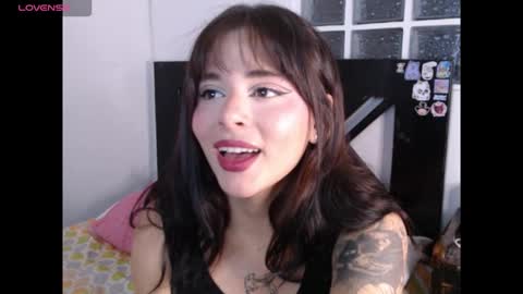 Snapshot of sofiii2005 chatting on October 9, 9:35 pm Ana Sofia online show from October 9, 9:35 pm