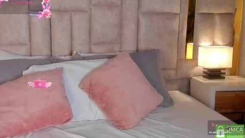 Snapshot of sofiscott_ chatting on February 10, 10:09 pm Sofia online show from February 10, 10:09 pm