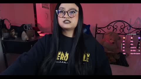 Snapshot of sofitabares_ chatting on March 3, 8:48 pm Demi Sofia online show from March 3, 8:48 pm