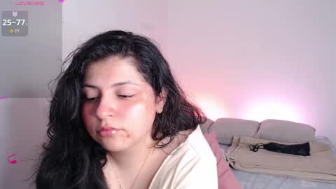 Snapshot of sofix_ chatting on May 7, 9:31 pm Lau online show from May 7, 9:31 pm