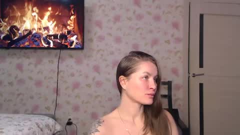 Snapshot of sofiyaruch chatting on March 17, 8:06 am Kaitbrunette and SofiblondeWelcome room Private is Open Make us happy online show from March 17, 8:06 am