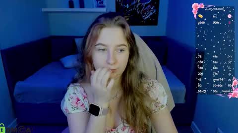 Snapshot of soft_as_a_flower chatting on October 10, 1:15 am Anna GMT2 Wed Thu Fri Sat Sun online show from October 10, 1:15 am