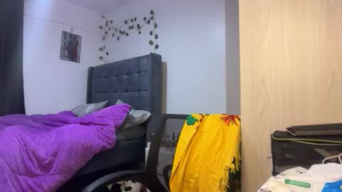 soft_nicole online show from February 18, 10:39 pm