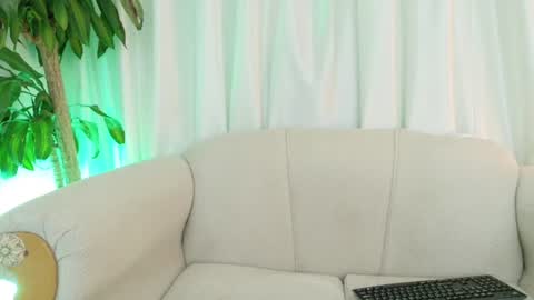 softangel_x online show from July 27, 8:49 pm