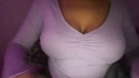 Snapshot of softberrry chatting on February 17, 11:29 am Jade online show from February 17, 11:29 am